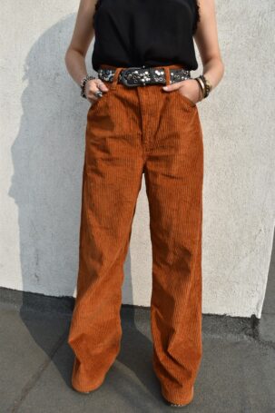 Vintage Levi's High Rise Κοτλέ Ribcage Wide Leg παντελόνι σε καφέ No US 31